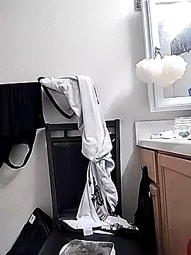 Snapshot of markquanna chatting on February 11, 2026, 6:13 am markquanna online show from February 11, 2026, 6:13 am