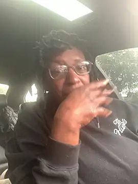 markquanna online show from April 9, 2026, 4:35 pm