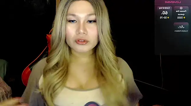 stacey wills44 online show from January 21, 2025, 11:13 pm