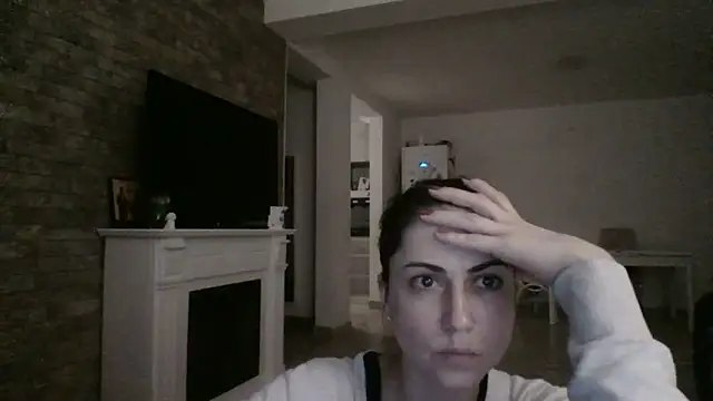 Snapshot of OliviaSirena chatting on March 22, 2026, 9:38 pm OliviaSirena online show from March 22, 2026, 9:38 pm