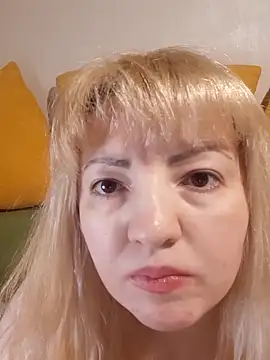 stefanyharper16 online show from December 15, 2025, 4:07 am