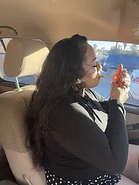 CarmelaAnthony online show from December 2, 2025, 4:09 pm