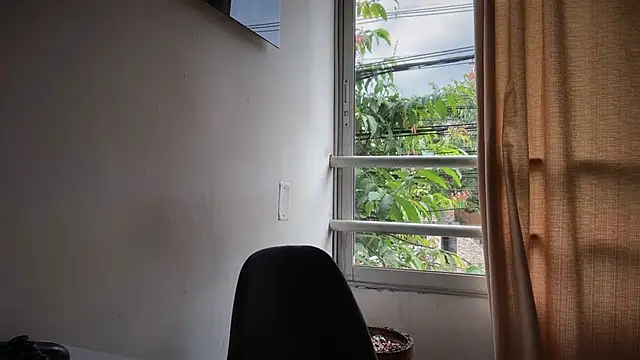 Snapshot of romeolovedark chatting on April 2, 2026, 9:32 pm romeolovedark online show from April 2, 2026, 9:32 pm