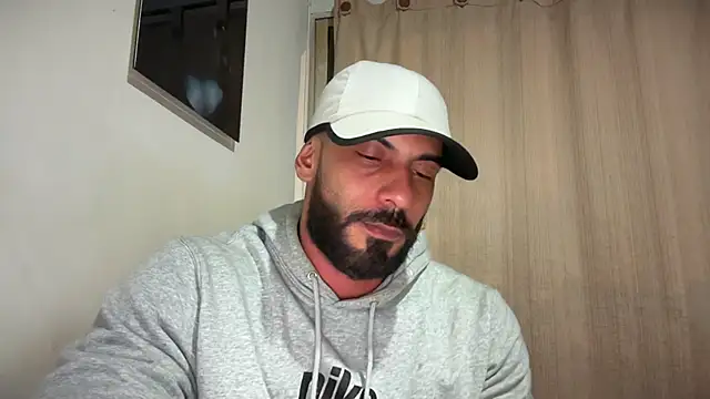 Snapshot of romeolovedark chatting on March 27, 2026, 6:00 am romeolovedark online show from March 27, 2026, 6:00 am