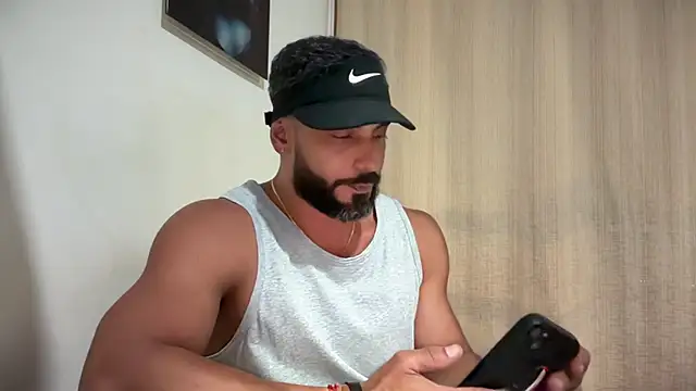 Snapshot of romeolovedark chatting on March 11, 2026, 12:26 am romeolovedark online show from March 11, 2026, 12:26 am