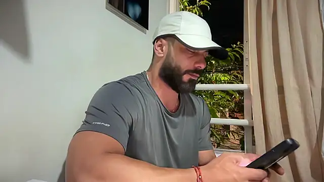 Snapshot of romeolovedark chatting on April 4, 2026, 1:34 am romeolovedark online show from April 4, 2026, 1:34 am