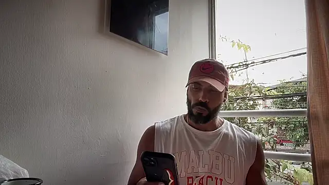 romeolovedark online show from December 14, 2025, 8:14 pm