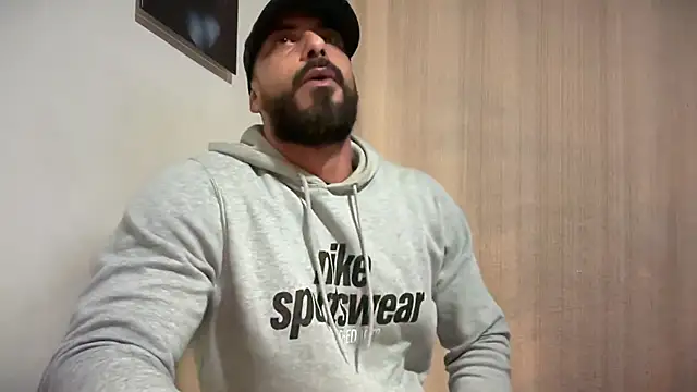 Snapshot of romeolovedark chatting on March 29, 2026, 2:24 am romeolovedark online show from March 29, 2026, 2:24 am