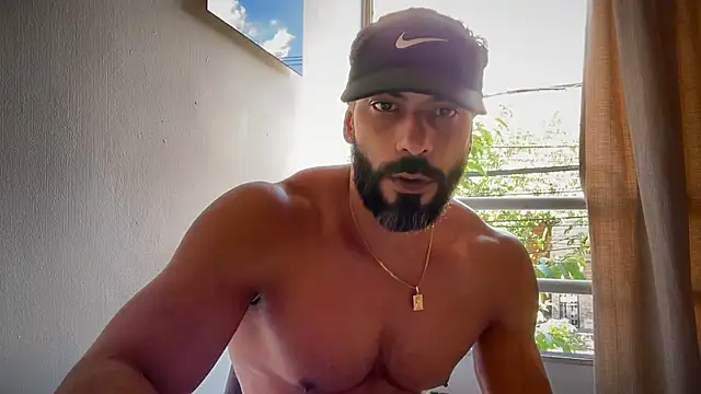 romeolovedark online show from May 24, 2026, 6:19 pm