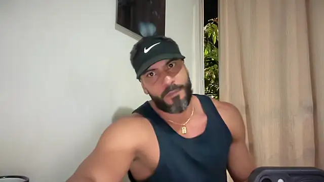 Snapshot of romeolovedark chatting on February 28, 2026, 12:43 am romeolovedark online show from February 28, 2026, 12:43 am