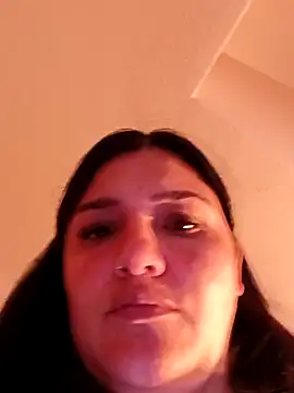 Snapshot of laura_dirtyhot chatting on November 14, 2025, 11:30 pm laura dirtyhot online show from November 14, 2025, 11:30 pm