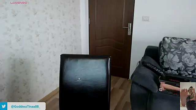 Goddess Tina online show from November 20, 2025, 7:31 am