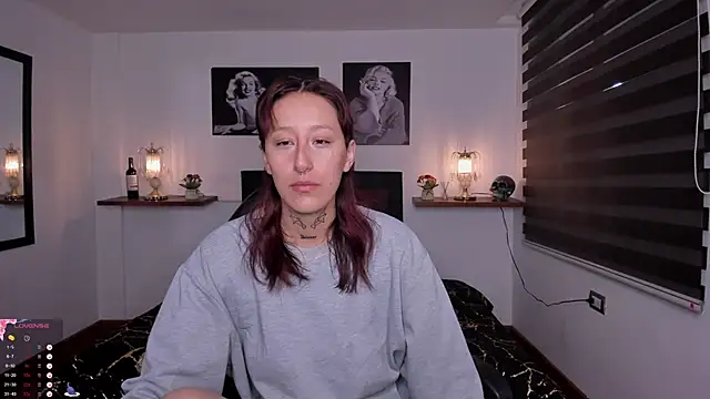 Snapshot of Mariana_Joness chatting on October 11, 2025, 2:12 am Mariana Joness online show from October 11, 2025, 2:12 am