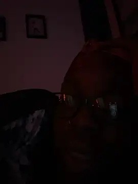 Snapshot of ChocolateBuns101 chatting on December 23, 2024, 12:57 am ChocolateBuns101 online show from December 23, 2024, 12:57 am