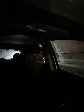 Snapshot of ChocolateBuns101 chatting on January 20, 2025, 3:59 am ChocolateBuns101 online show from January 20, 2025, 3:59 am