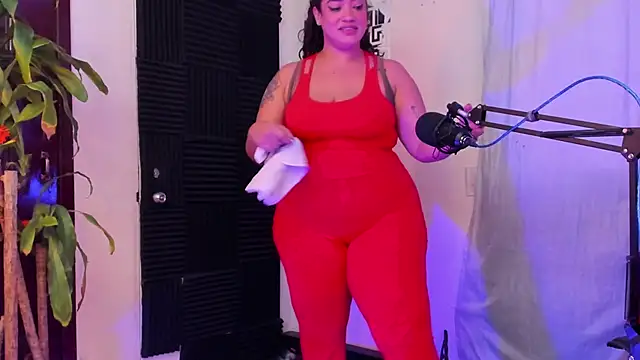 Snapshot of HannaMiills@xh chatting on April 16, 2026, 1:12 pm HannaMiillsxh online show from April 16, 2026, 1:12 pm