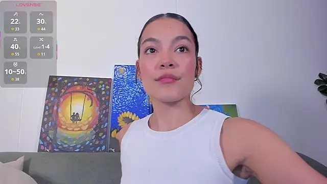 Snapshot of TIFFANYRUSSO chatting on February 10, 2026, 6:45 am TIFFANYRUSSO online show from February 10, 2026, 6:45 am