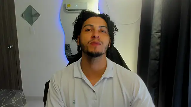 Kris Khalifa69 online show from June 8, 2026, 1:39 am