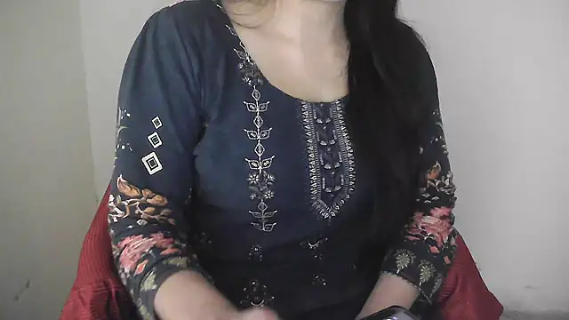 Snapshot of Chanchal--Navya chatting on February 9, 2025, 1:46 pm Chanchal--Navya online show from February 9, 2025, 1:46 pm