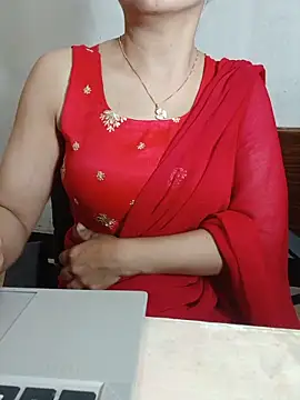 Snapshot of Chanchal--Navya chatting on May 13, 2026, 6:15 pm Chanchal--Navya online show from May 13, 2026, 6:15 pm