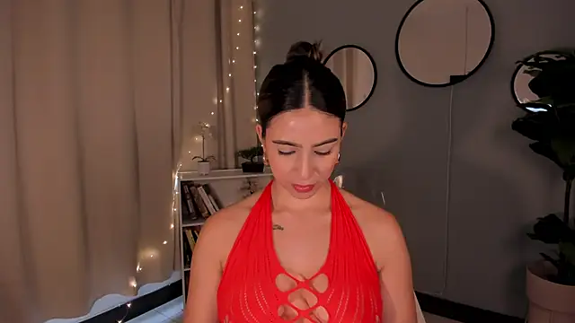 LiaPearce online show from September 16, 2025, 12:28 pm