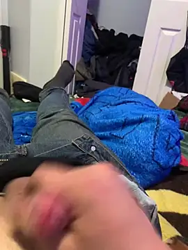 Hugetings online show from March 19, 2026, 6:46 am