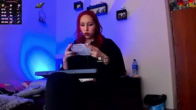 Snapshot of Cheerryll chatting on December 10, 2024, 11:40 pm Cheerryll online show from December 10, 2024, 11:40 pm