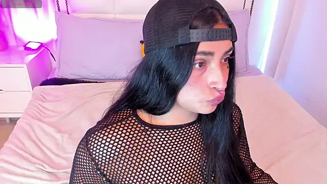 Kirara 22 online show from November 7, 2025, 8:13 pm