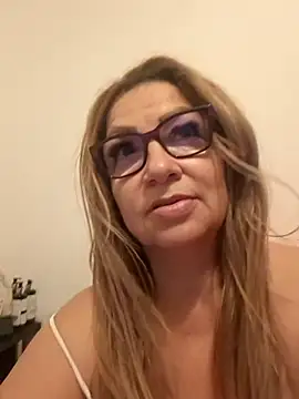 Snapshot of gisela27 chatting on March 12, 2026, 3:23 am gisela27 online show from March 12, 2026, 3:23 am