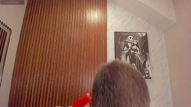 Snapshot of SebastianMaximoff chatting on November 2, 2025, 12:43 pm SebastianMaximoff online show from November 2, 2025, 12:43 pm