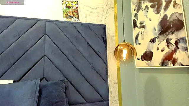 Snapshot of SebastianMaximoff chatting on November 15, 2025, 7:29 pm SebastianMaximoff online show from November 15, 2025, 7:29 pm