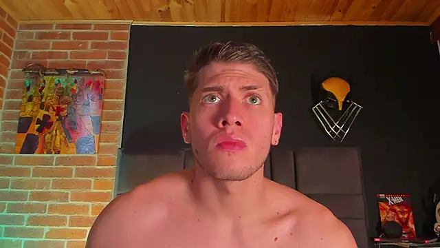 Snapshot of SebastianMaximoff chatting on February 22, 2025, 6:08 pm SebastianMaximoff online show from February 22, 2025, 6:08 pm