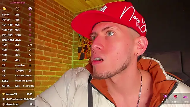 Snapshot of SebastianMaximoff chatting on February 20, 2025, 4:25 pm SebastianMaximoff online show from February 20, 2025, 4:25 pm