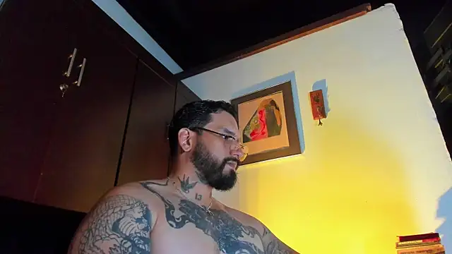 Snapshot of CamiloGray_ chatting on May 27, 2026, 2:13 pm CamiloGray online show from May 27, 2026, 2:13 pm