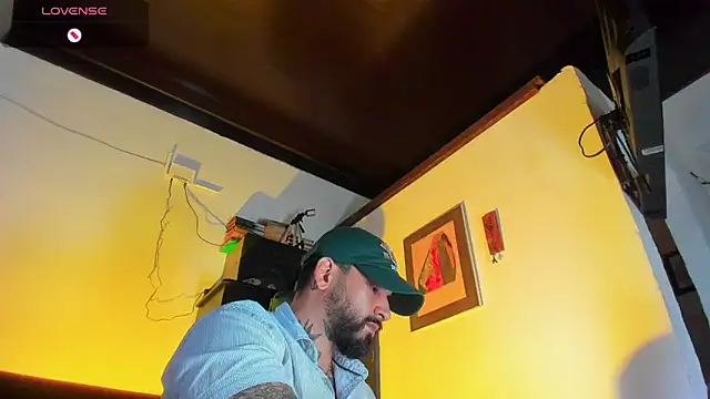 Snapshot of CamiloGray_ chatting on September 9, 2025, 2:15 pm CamiloGray online show from September 9, 2025, 2:15 pm