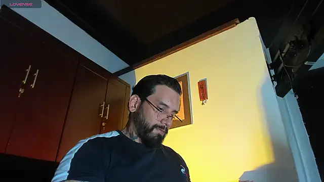 CamiloGray  online show from February 11, 2026, 2:17 pm