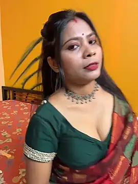wow-wow-sexy online show from May 18, 2026, 5:51 pm
