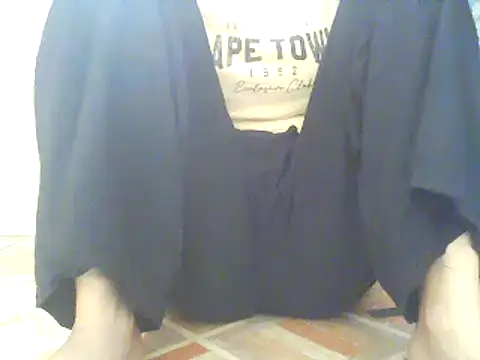 Snapshot of hairypussyyummy chatting on March 4, 2025, 1:34 am hairypussyyummy online show from March 4, 2025, 1:34 am