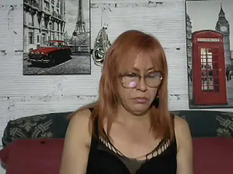 Snapshot of divahot08 chatting on February 20, 2025, 11:10 pm divahot08 online show from February 20, 2025, 11:10 pm