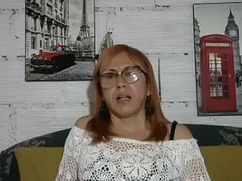 Snapshot of divahot08 chatting on March 8, 2025, 7:53 pm divahot08 online show from March 8, 2025, 7:53 pm