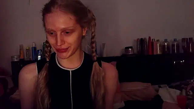 Snapshot of VeronicaJoyful chatting on January 20, 2025, 12:25 am VeronicaJoyful online show from January 20, 2025, 12:25 am