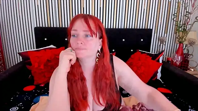 Snapshot of SinFulTitsDD chatting on April 14, 2026, 12:21 pm SinFulTitsDD online show from April 14, 2026, 12:21 pm