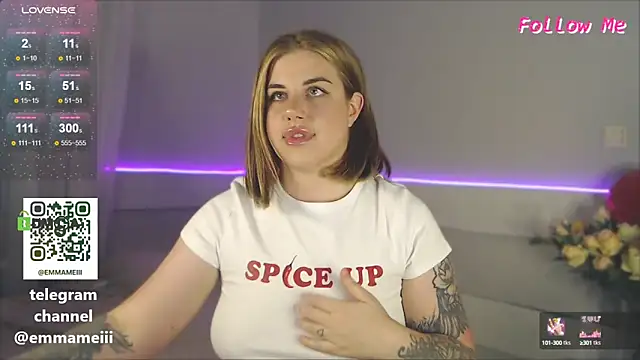 Snapshot of Emma_meii chatting on February 9, 2025, 3:56 pm Emma meii online show from February 9, 2025, 3:56 pm