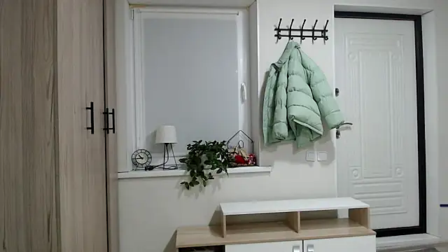 Snapshot of increible_della chatting on November 28, 2025, 8:53 pm increible della online show from November 28, 2025, 8:53 pm