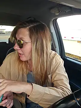 SheIsSomething online show from December 15, 2025, 12:16 am