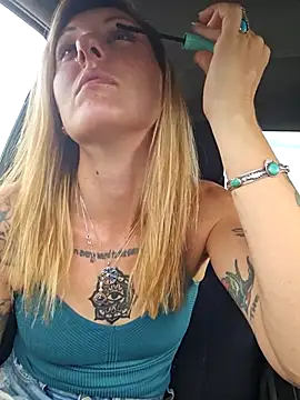 SheIsSomething online show from September 26, 2025, 10:38 pm