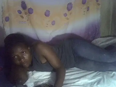 cute-shamza online show from June 9, 2026, 3:02 pm
