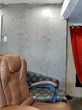 Snapshot of _MissKhimberlyXxx_ chatting on April 2, 2026, 8:43 am MissKhimberlyXxx online show from April 2, 2026, 8:43 am