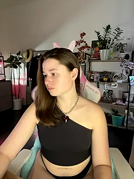 sweetest pie online show from October 5, 2025, 2:41 pm