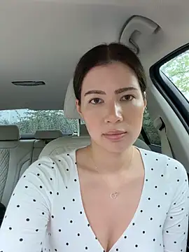 Snapshot of clairewntr chatting on May 13, 2026, 3:30 pm clairewntr online show from May 13, 2026, 3:30 pm